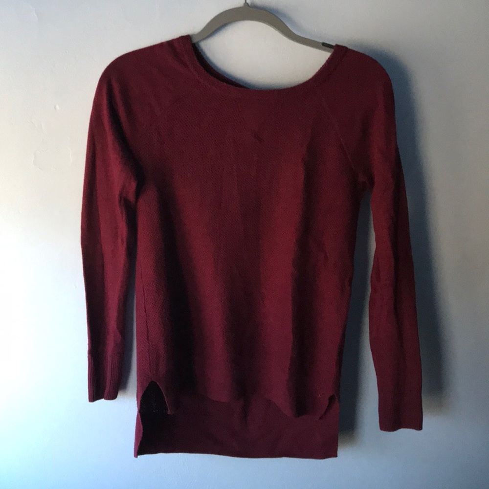 American Eagle Maroon Long sleeve